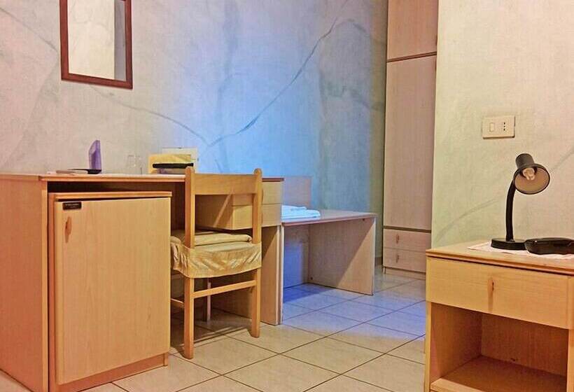 스탠다드 싱글 룸, Rosa