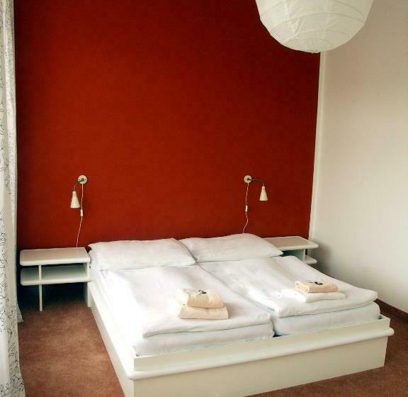 اتاق استاندارد, Saloon