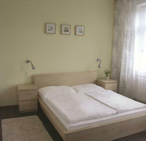 اتاق استاندارد, Saloon