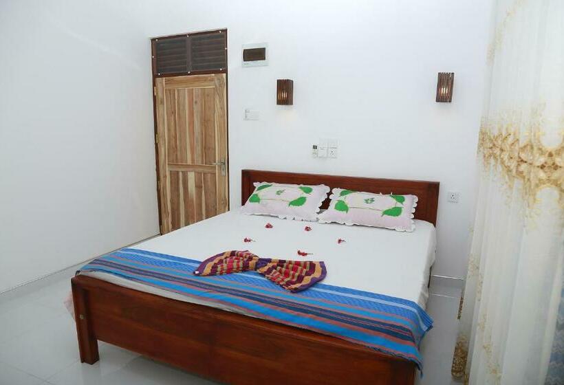 디럭스 룸, Shine Park