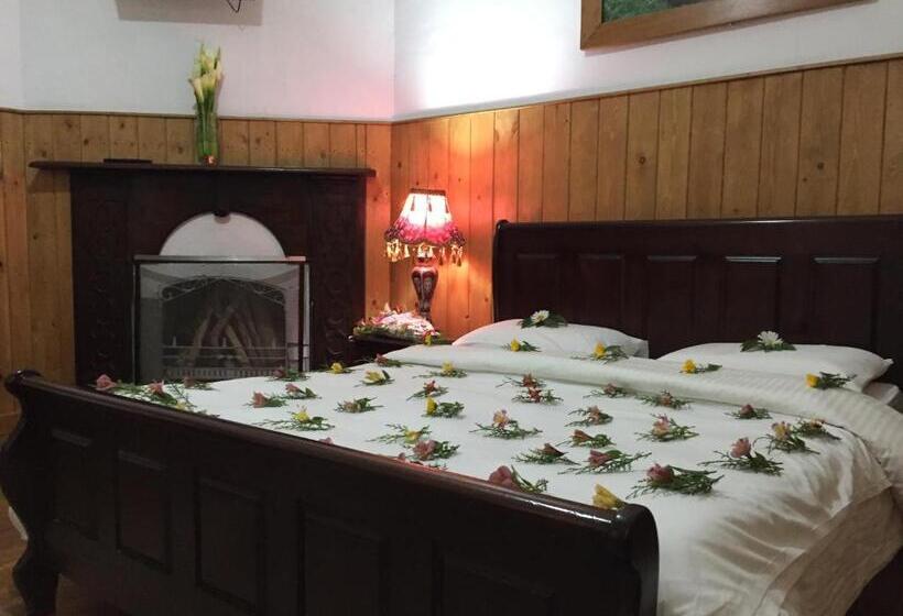 스탠다드 룸, The Trevene