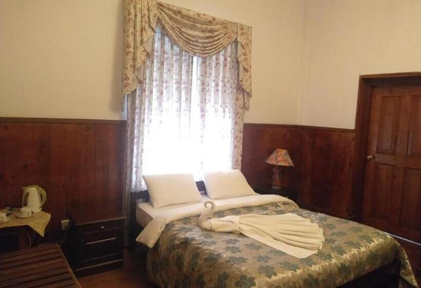 패밀리 룸, The Trevene