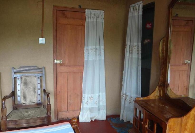 Номер Economy, Deniyaya National Backpackers Hostel