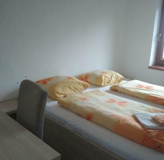 침실 3개 아파트, Relax Hotel Bára Benecko