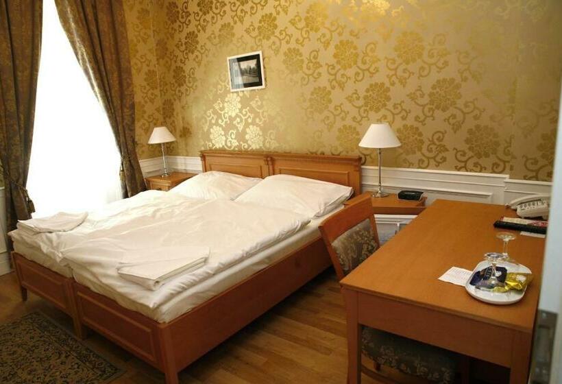 スタンダードルーム, Zamecky Hotel Lednice