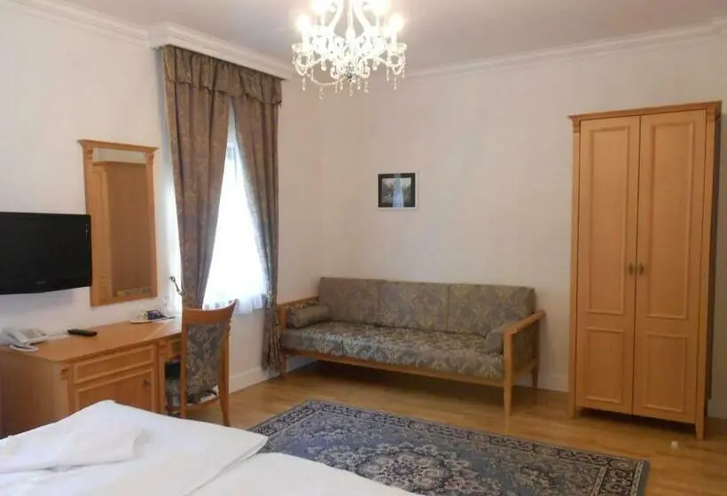 اتاق استاندارد, Zamecky Hotel Lednice