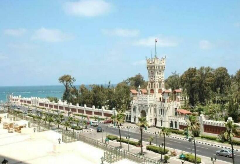 سوئیت مدیریتی 2 خوابه, Aifu Hotel El Montazah Alexandria