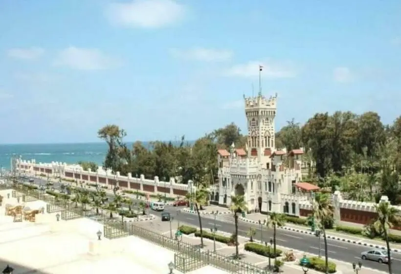 سوئیت مدیریتی 2 خوابه, Aifu Hotel El Montazah Alexandria