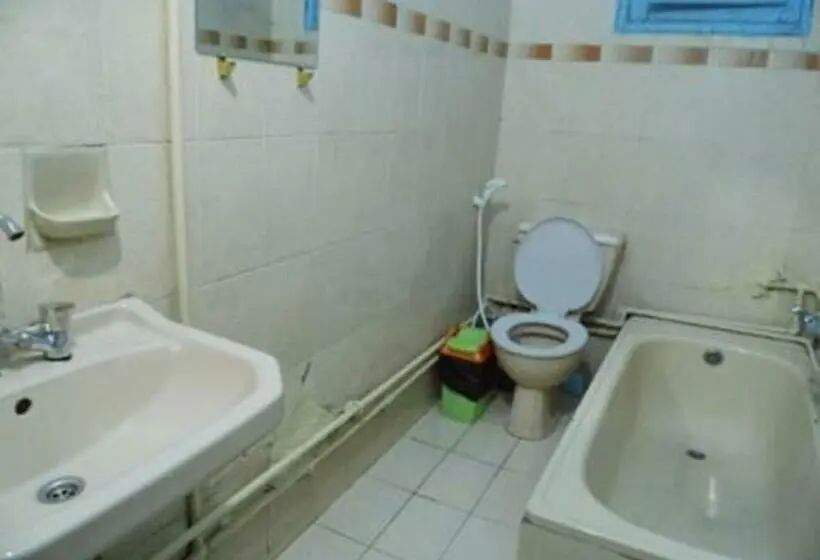 اتاق استاندارد یک تخته با سرویس بهداشتی مشترک, Bob Marley House Sherief Hotel Luxor