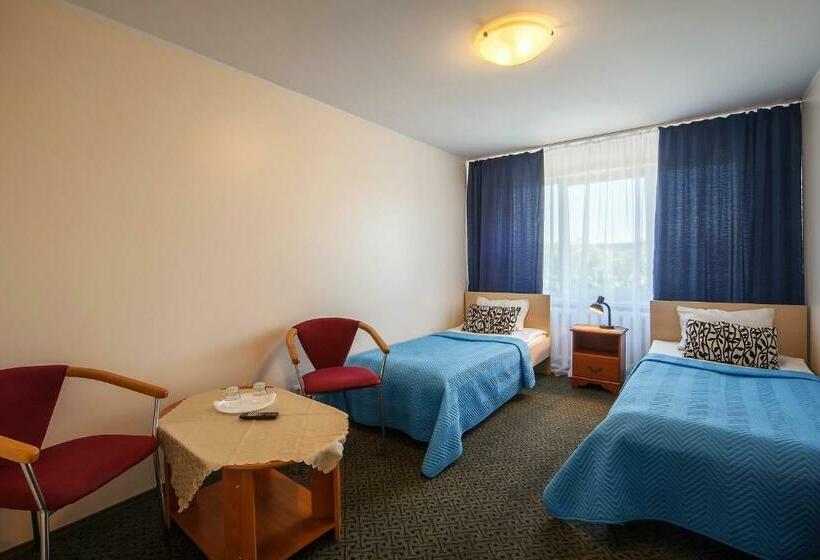 اتاق خانوادگی, Atoll Kv