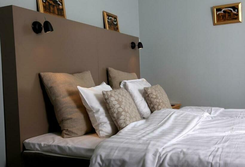 バス共有のスタンダードルーム, Gripsholms Bnb