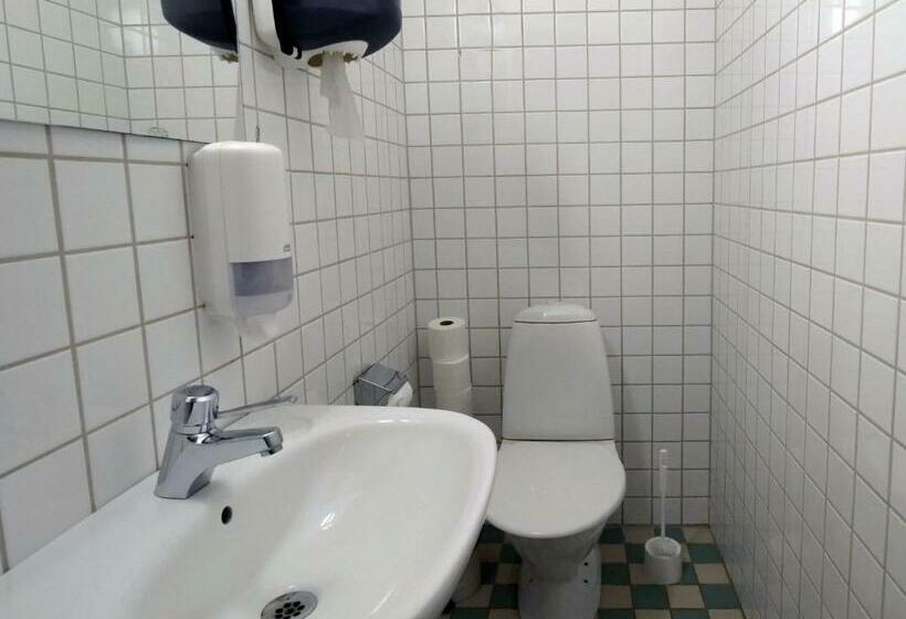 バス共有のスタンダードルーム, Gripsholms Bnb