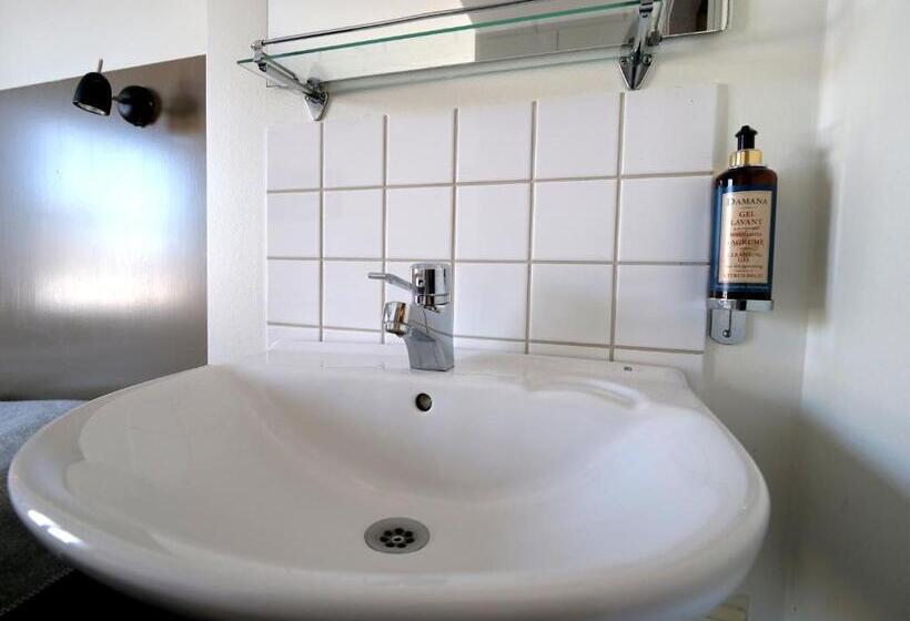 浴室共有ファミリールーム, Gripsholms Bnb