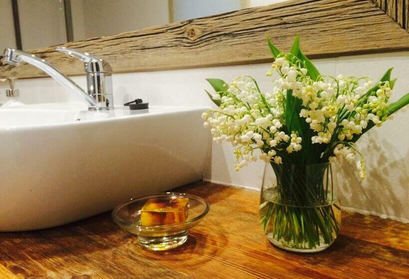 اتاق استاندارد, 2 Baloži