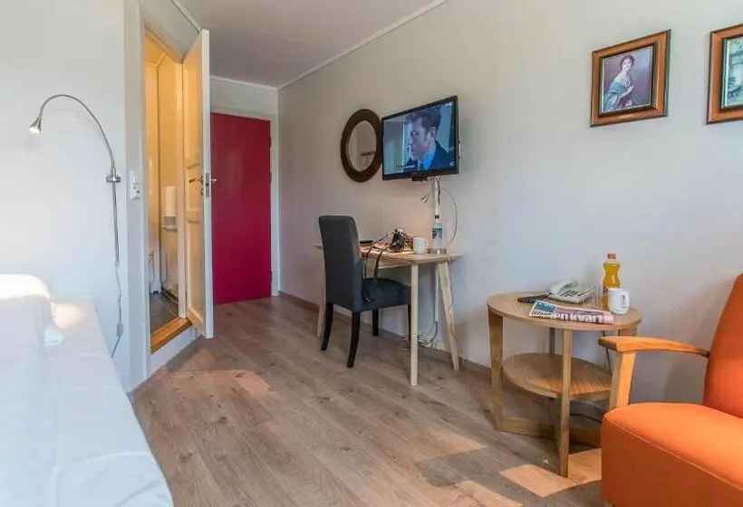 Economy-huone, Almaas Hotell Stord As