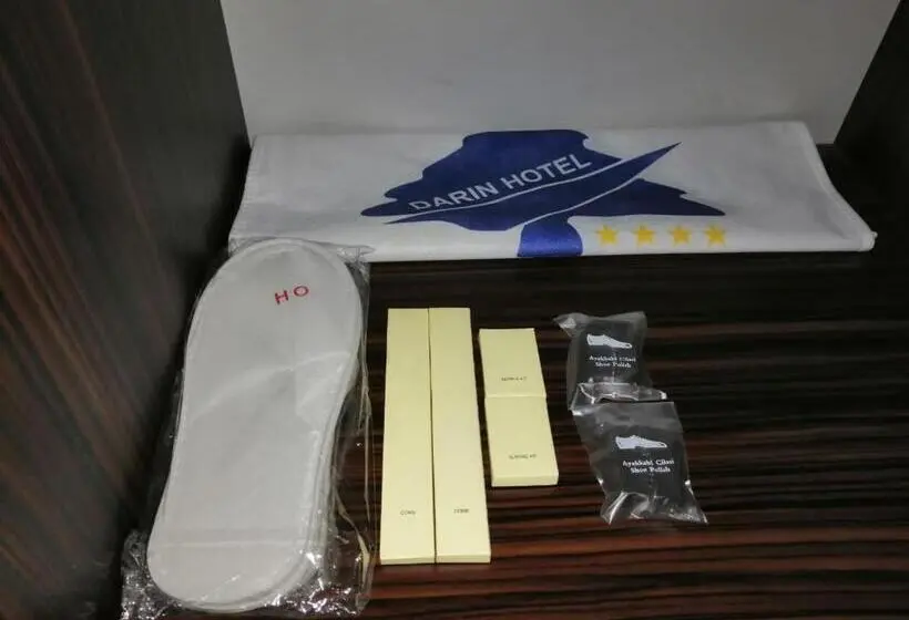 اتاق استاندارد یک نفره, Darin