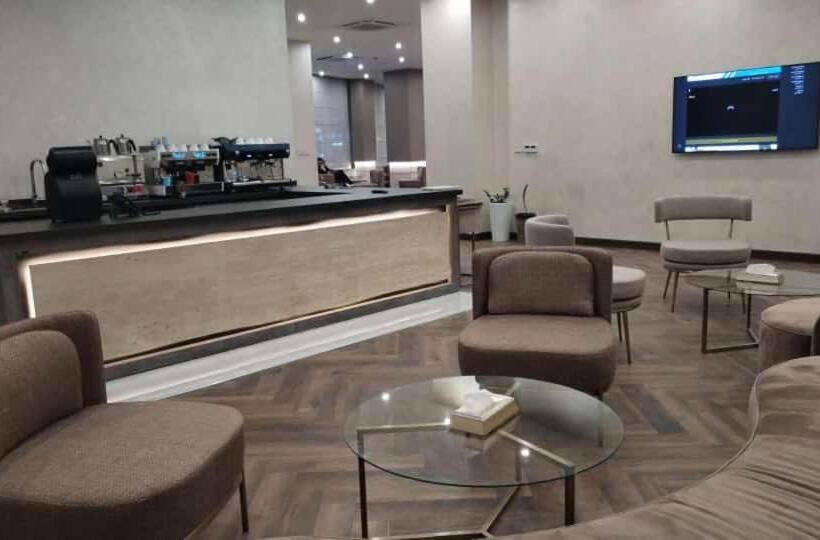 اتاق استاندارد یک نفره, Darin