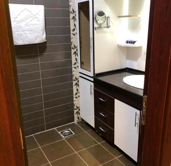 اتاق استاندارد یک نفره, Darin