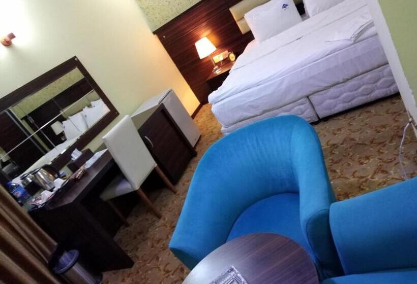 اتاق استاندارد یک نفره, Darin