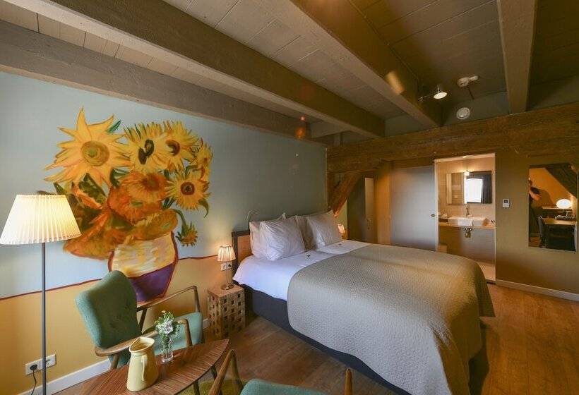 חדר דלוקס, De Gravin