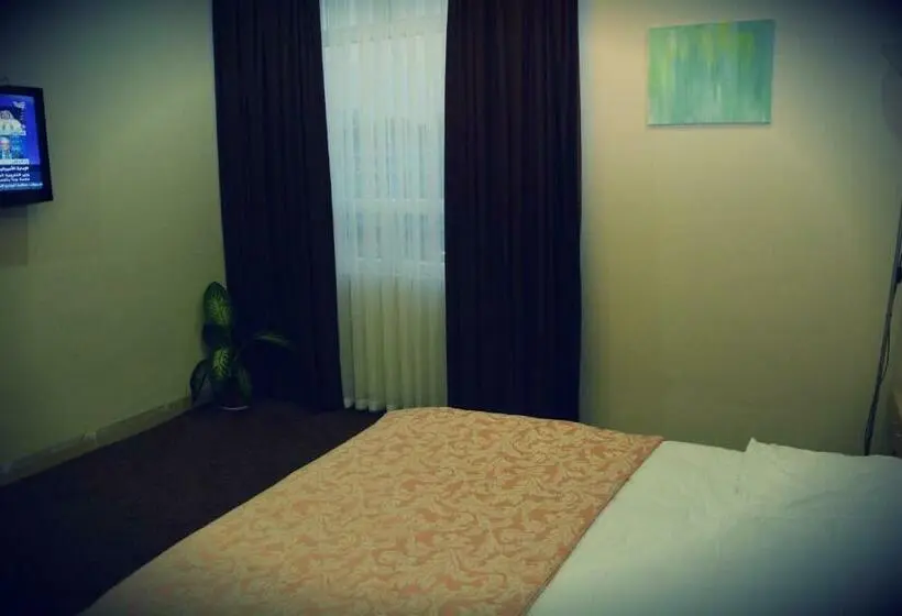 اتاق استاندارد یک نفره, Fareeq