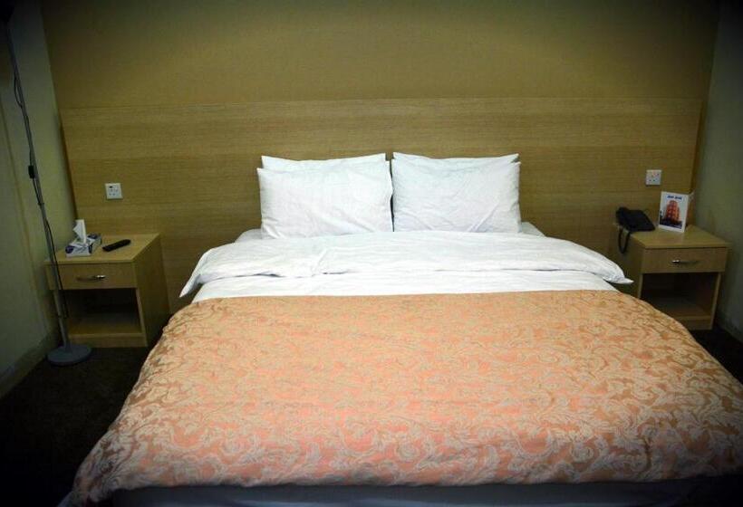 اتاق استاندارد یک نفره, Fareeq