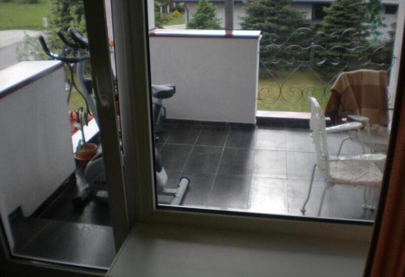 اتاق استاندارد یک نفره, Getliin