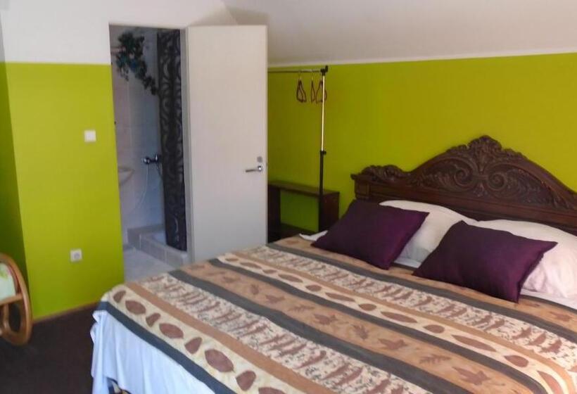 سوئیت با بالکن, Getliin