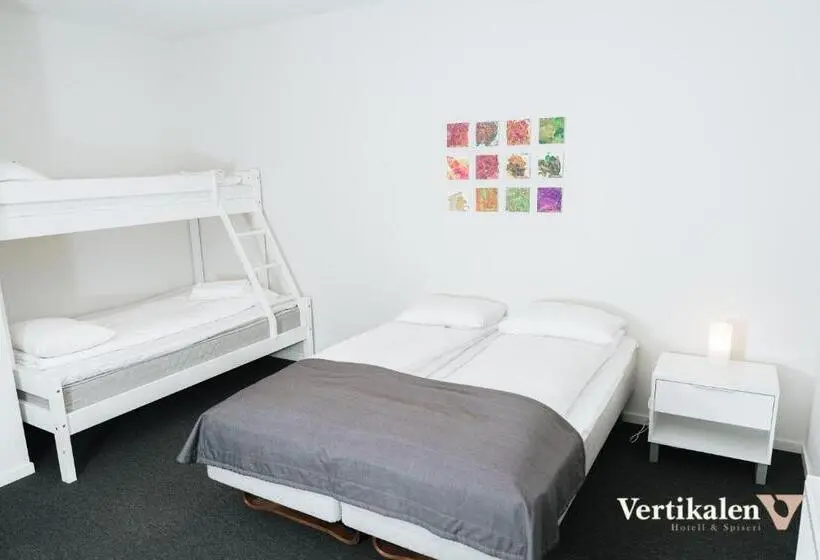 Perhehuone, Vertikalen