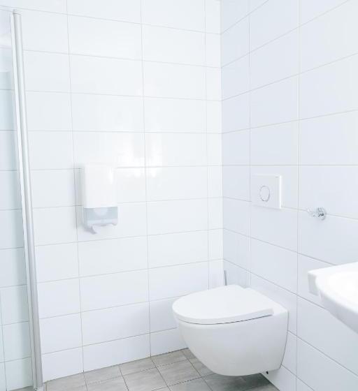 غرفة عائلية, Vertikalen