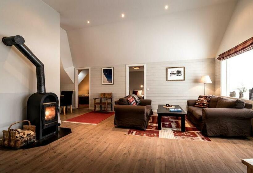 غرفة عائلية, L Granen