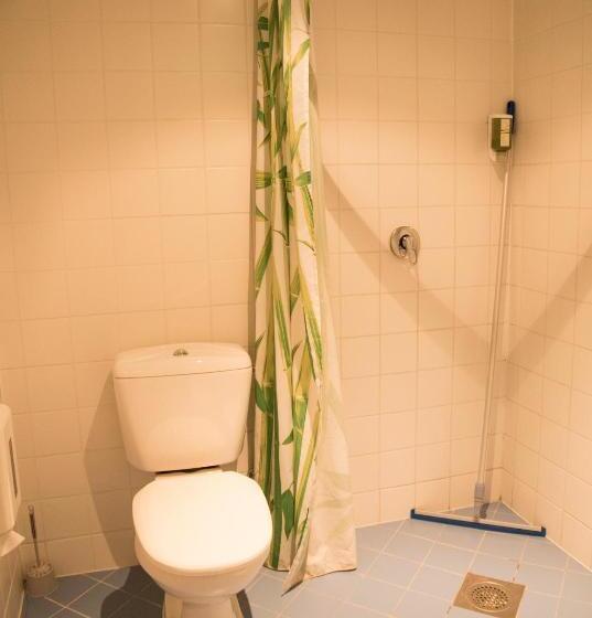 اتاق استاندارد یک نفره, L Tamula