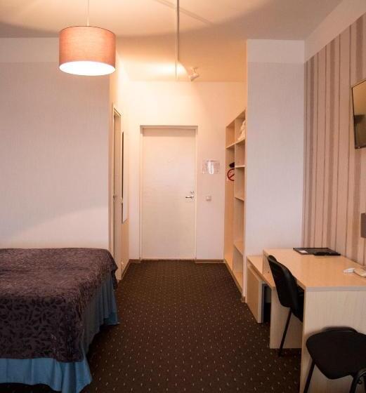 اتاق استاندارد با چشم‌انداز دریاچه, L Tamula