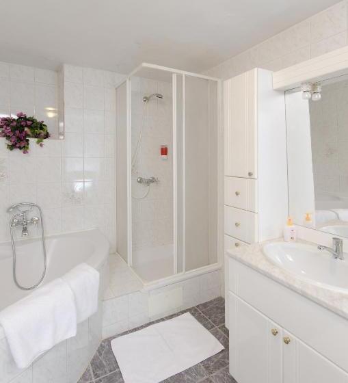 스탠다드 스튜디오, Slavia