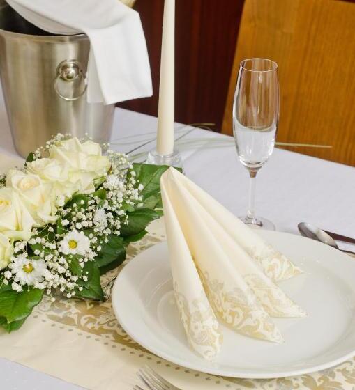 스탠다드 스튜디오, Slavia