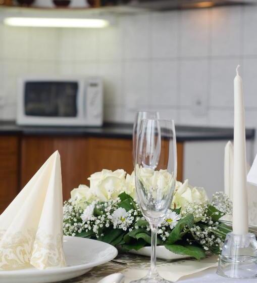 스탠다드 스튜디오, Slavia