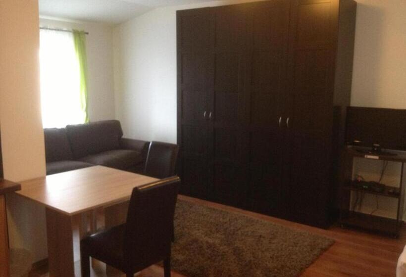 חדר סטודיו סטנדרד, Motel R10