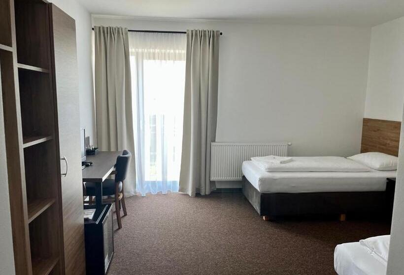 Habitació Estàndard, Motel R10