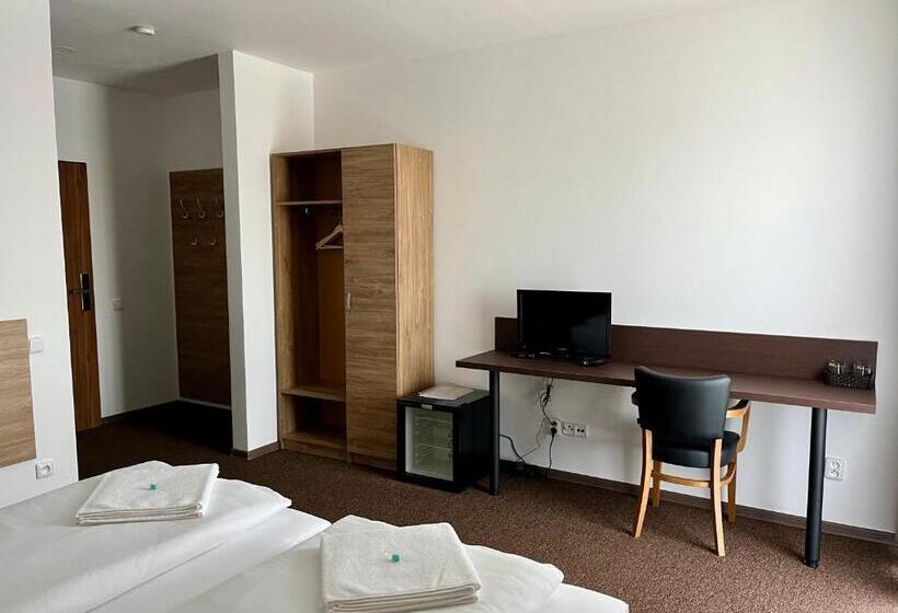 חדר סטנדרט, Motel R10