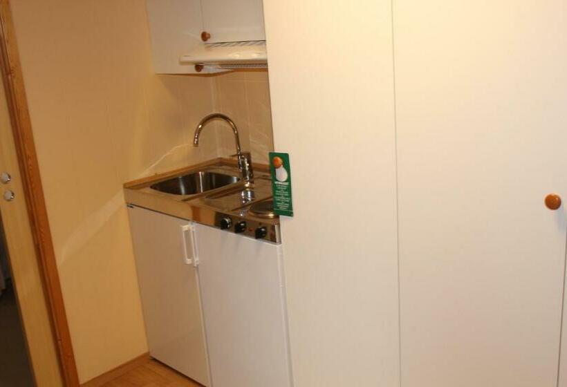 스탠다드 룸, Trædal