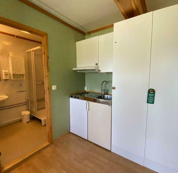 스탠다드 룸, Trædal