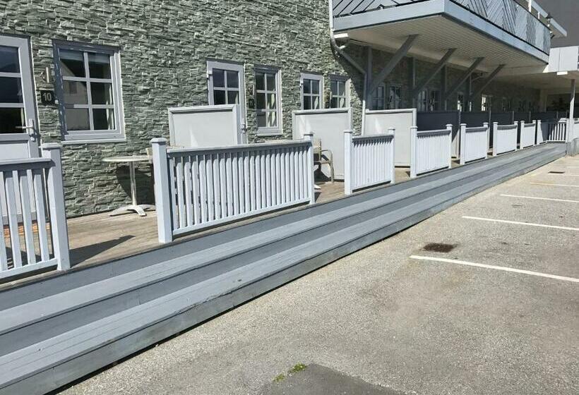 غرفة قياسية بالطابق الأرضى, Vestnes Fjordhotell