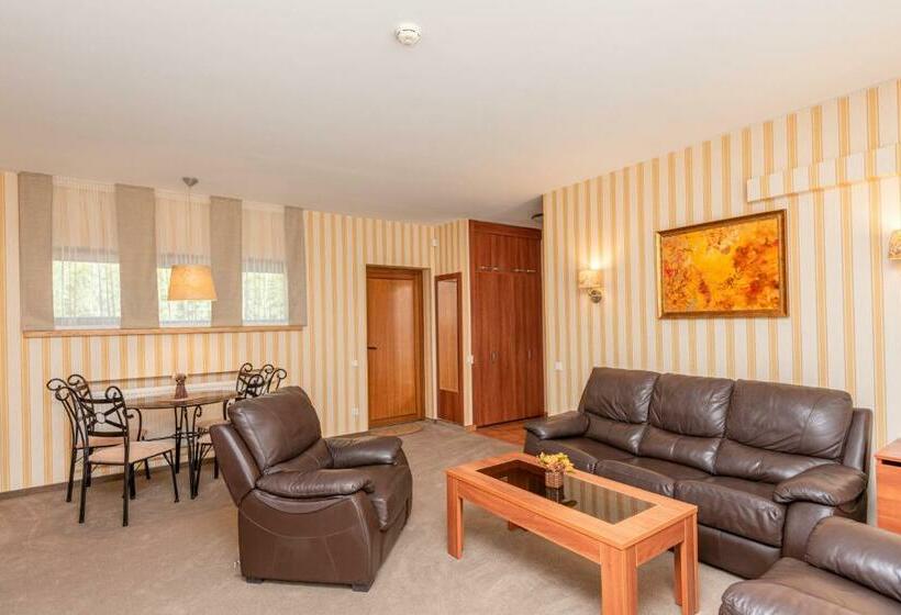 سوییت, Vila Vitalija