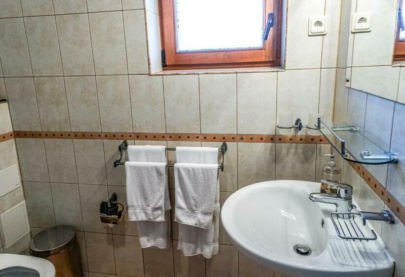 اتاق استاندارد, Vila Vitalija