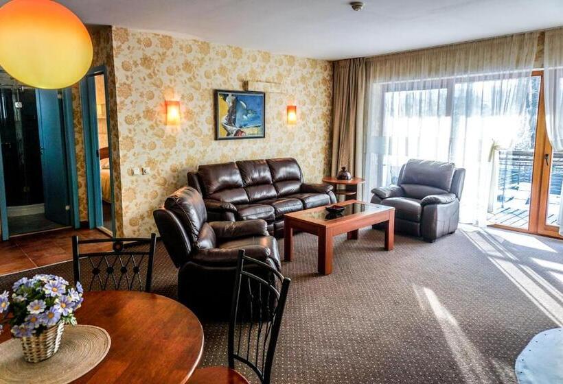 سوییت, Vila Vitalija