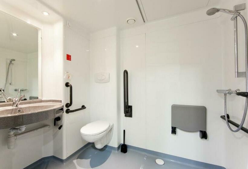 اتاق استاندارد, Just Rest Automatic Hostel