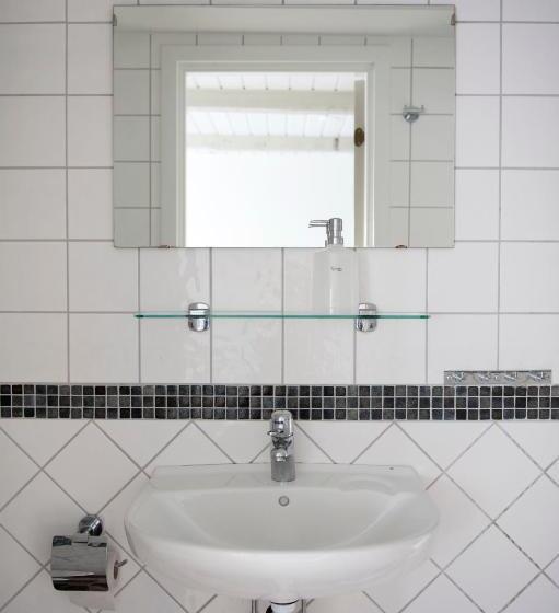 Семейный Номер, Mullbärsgården Bed & Breakfast