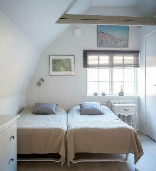 Ullakkohuone, Mullbärsgården Bed & Breakfast