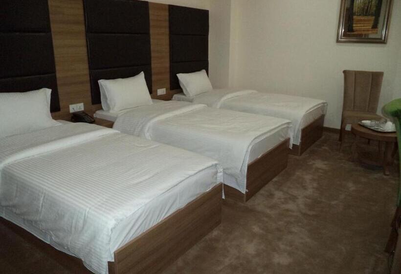 اتاق لوکس سه تخته, Quaint Hotel Erbil