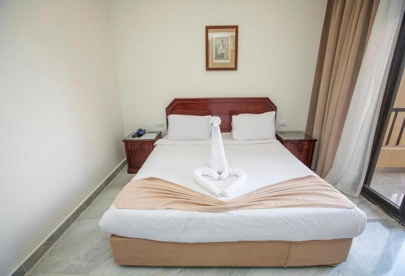 اتاق سوپریور با چشم‌انداز, Aifu Hotel El Montazah Alexandria